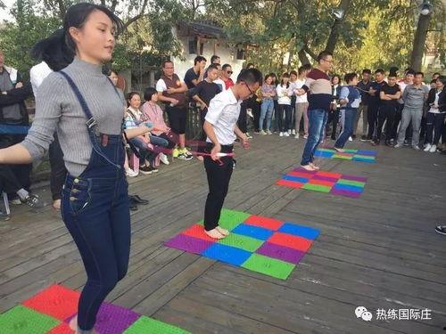 國產(chǎn)指壓板跳繩視頻,挑戰(zhàn)極限！國產(chǎn)指壓板跳繩視頻帶你領(lǐng)略運(yùn)動(dòng)風(fēng)采